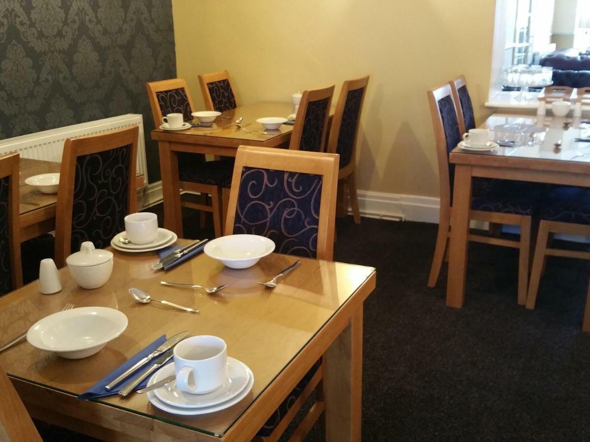Bed and Breakfast Courtneys Of Gynn Square Blackpool Exterior foto